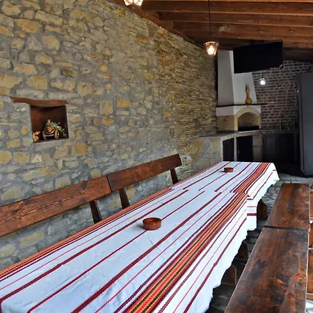 Gerana House Villa *